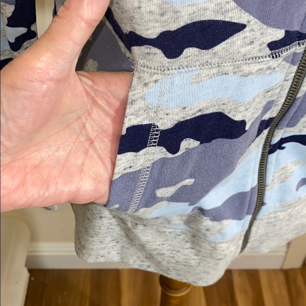 Nike Loose Fit Camouflage Print Hoodie Medium NWT - Picture 6 of 12